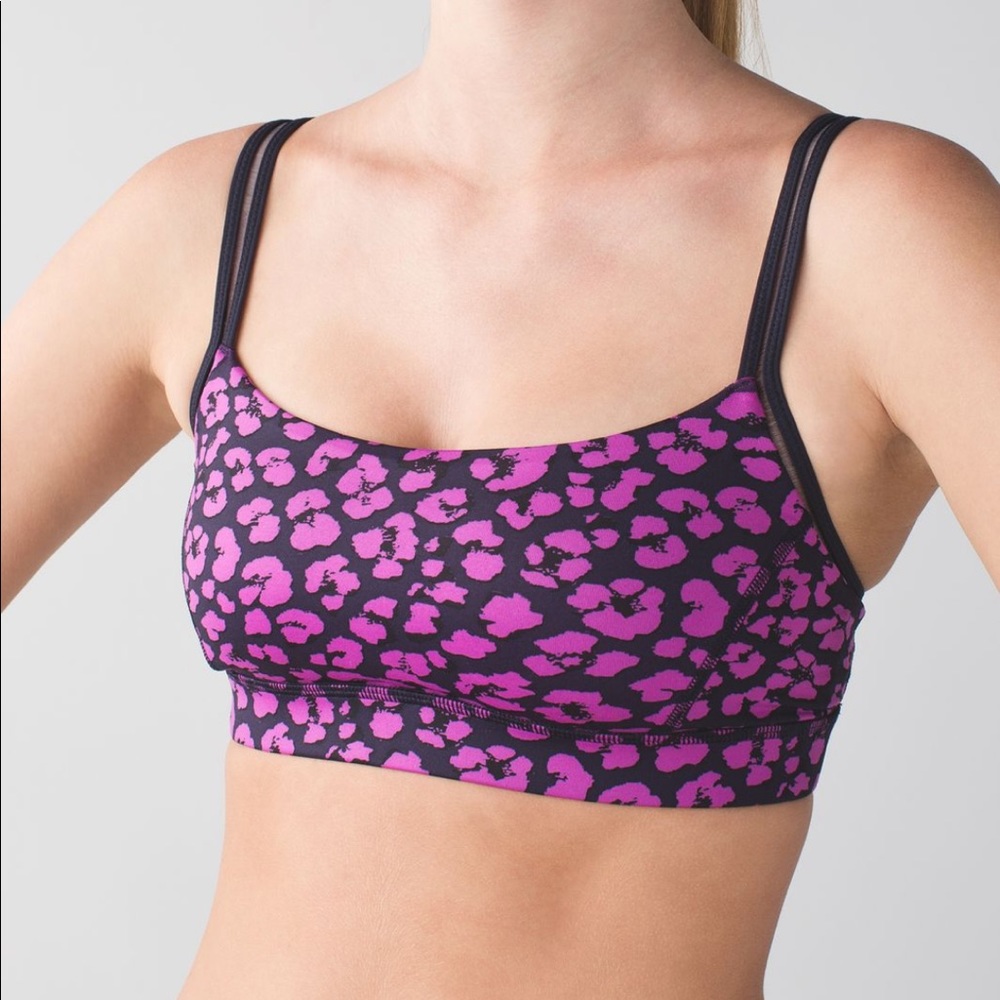 Lululemon sports bra
